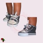 Black polka dot converse